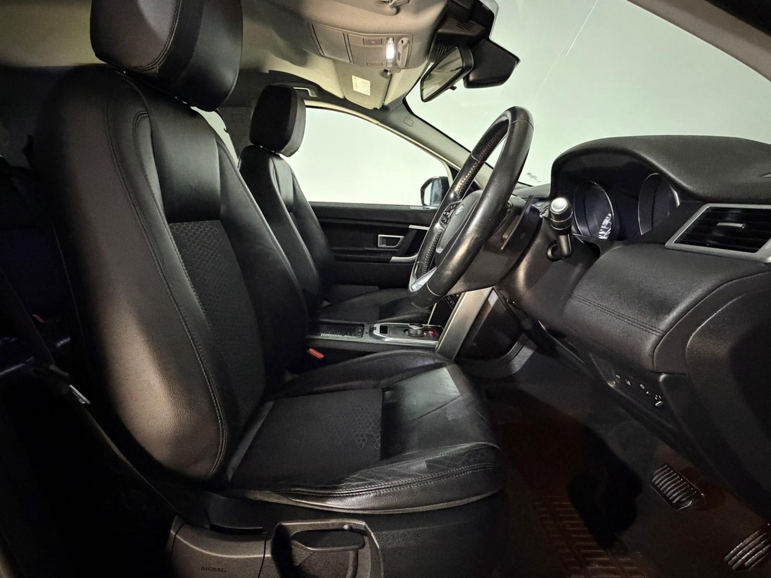 Used Land Rover Discovery Sport 2015 for sale - 77846387: Photo 17