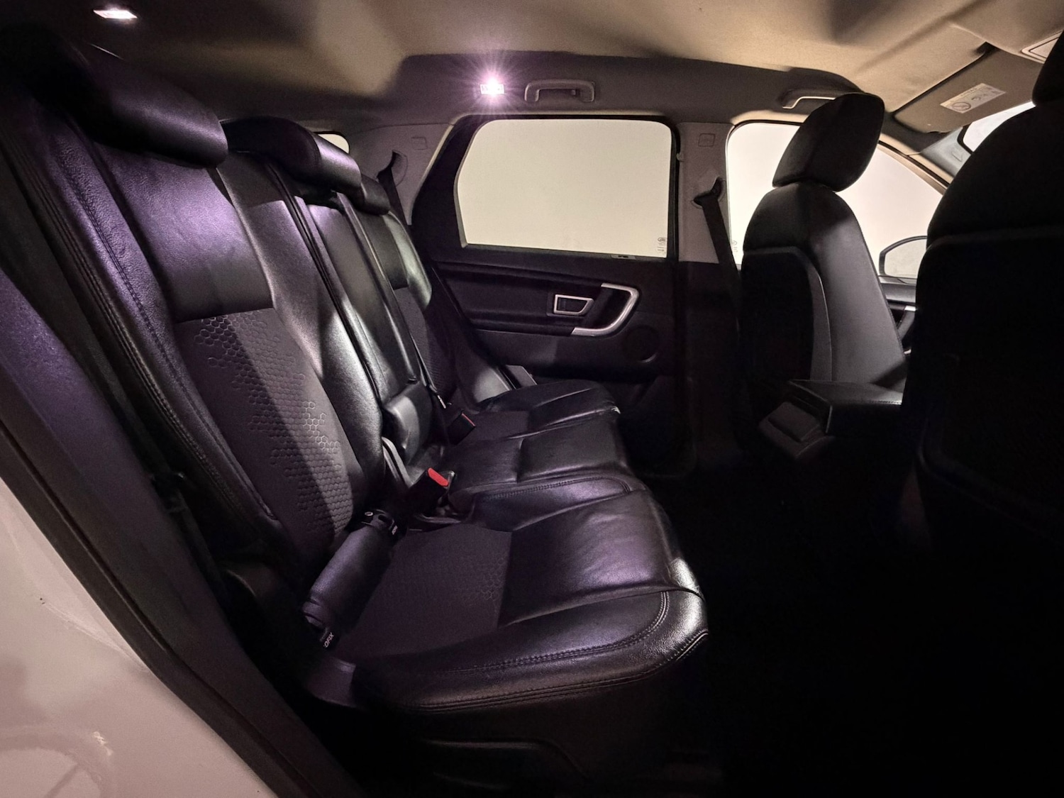 Used Land Rover Discovery Sport 2015 for sale - 77846387: Photo 19