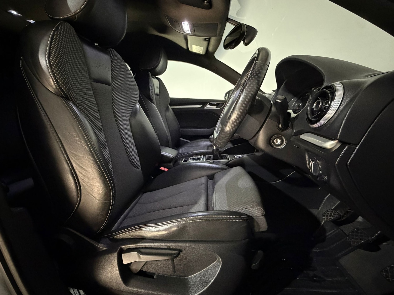 Used Audi A3 2015 for sale - 77342475: Photo 16