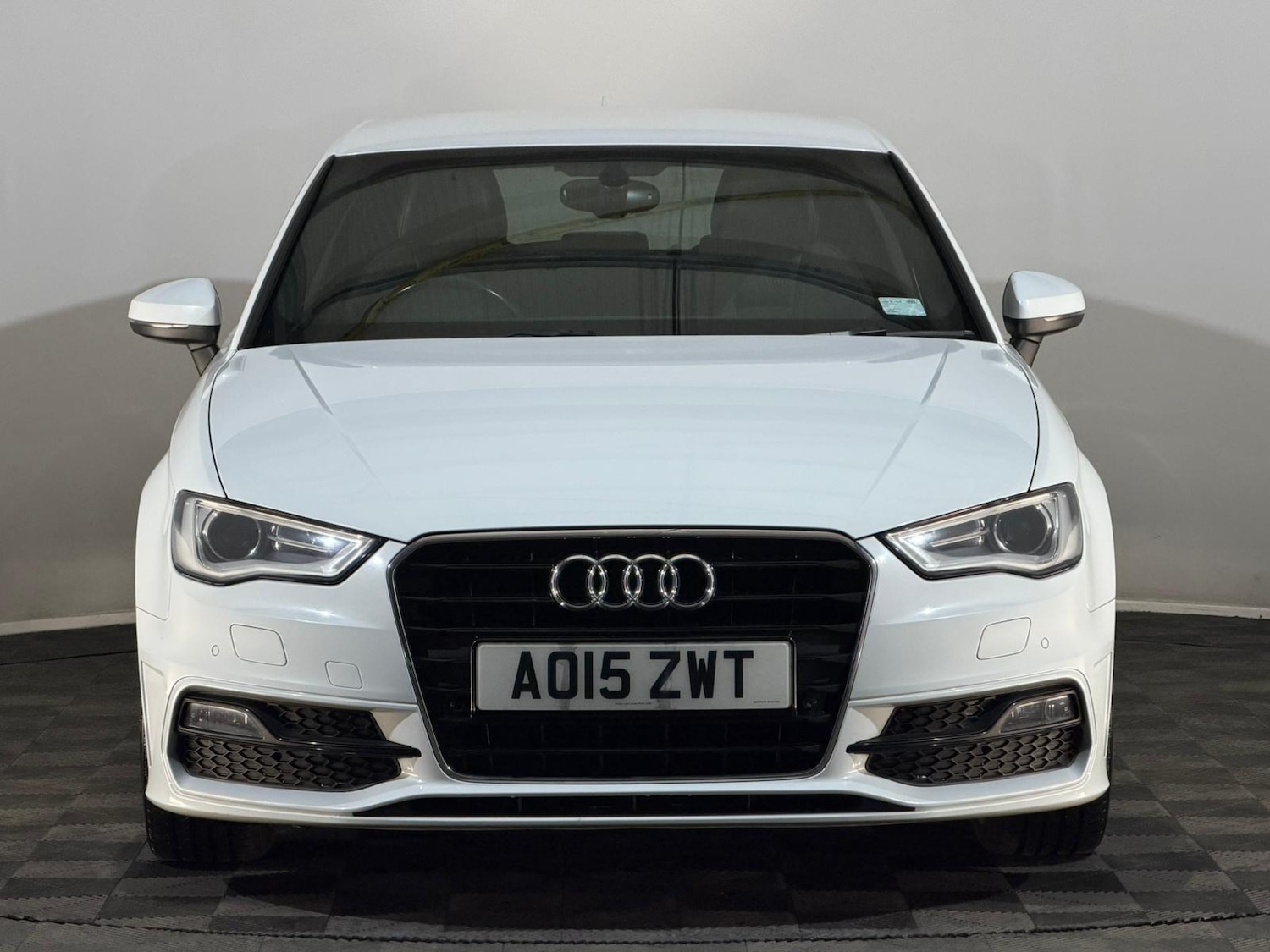 Used Audi A3 2015 for sale - 77342475: Photo 2