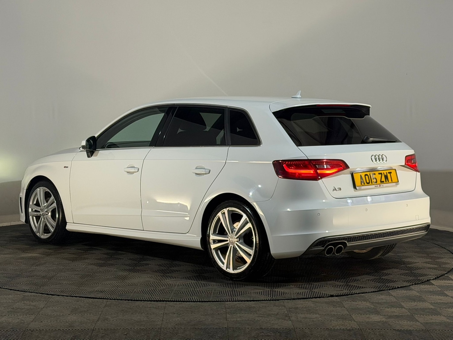 Used Audi A3 2015 for sale - 77342475: Photo 9