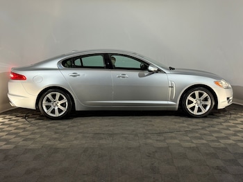 Used Jaguar XF 2011 for sale - 76129365: Photo 4