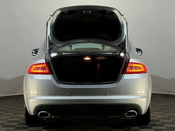 Used Jaguar XF 2011 for sale - 76129365: Photo 8