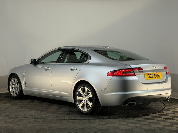 Used Jaguar XF 2011 for sale - 76129365: Photo 9