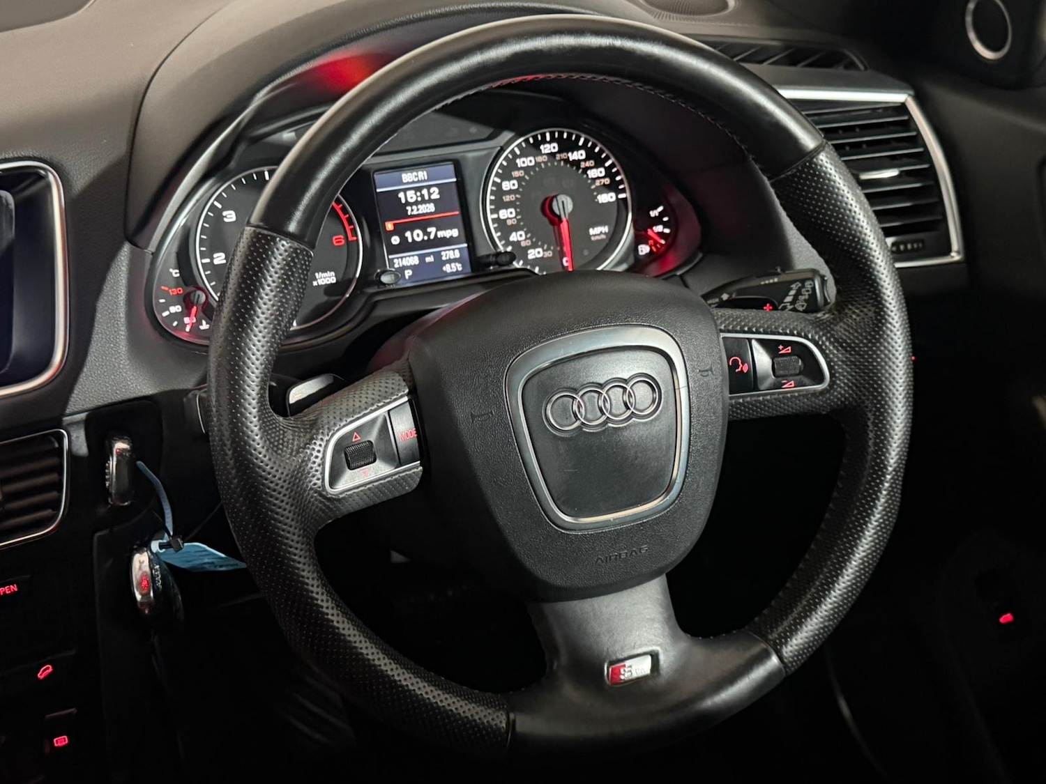 Used Audi Q5 2010 for sale - 77482195: Photo 13