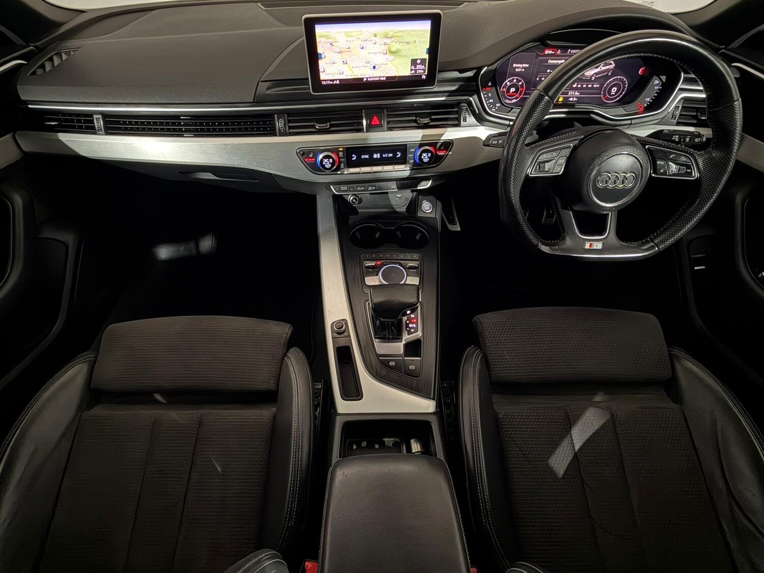 Used Audi A4 2018 for sale - 77552234: Photo 11