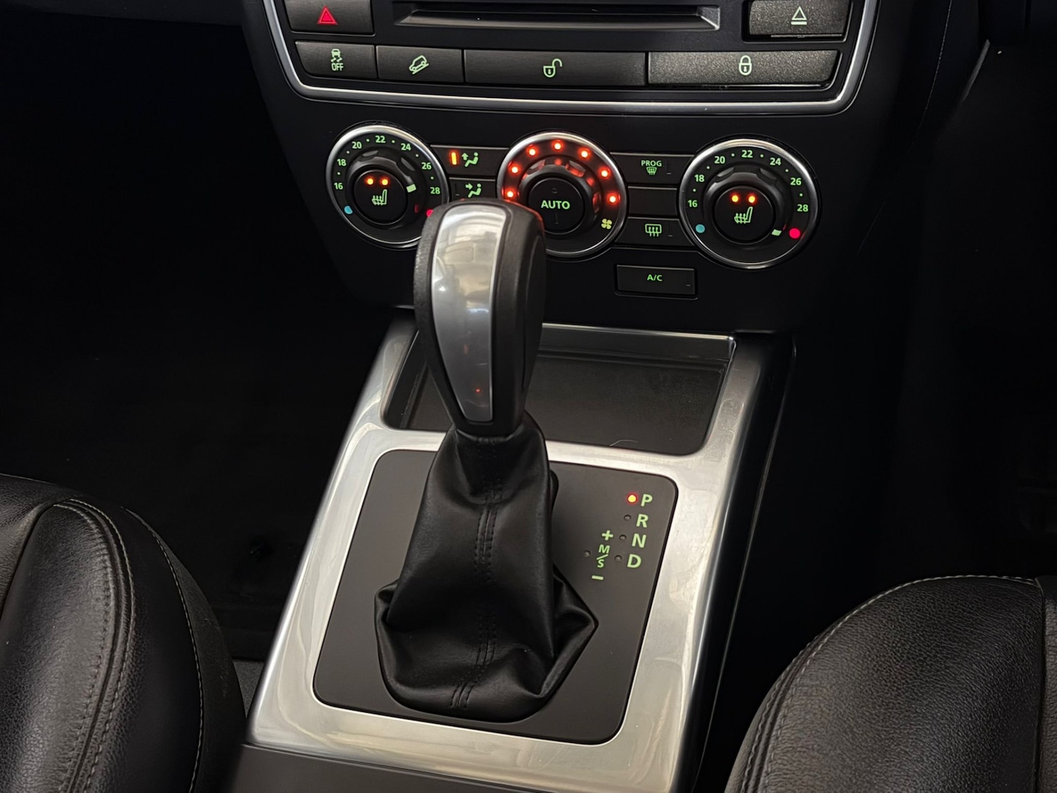 Used Land Rover Freelander 2013 for sale - 77398268: Photo 16