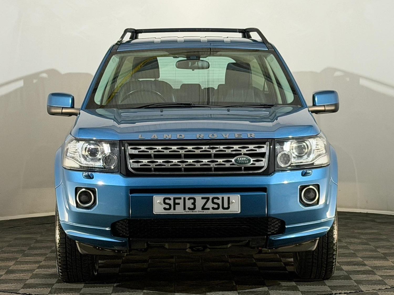 Used Land Rover Freelander 2013 for sale - 77398268: Photo 2
