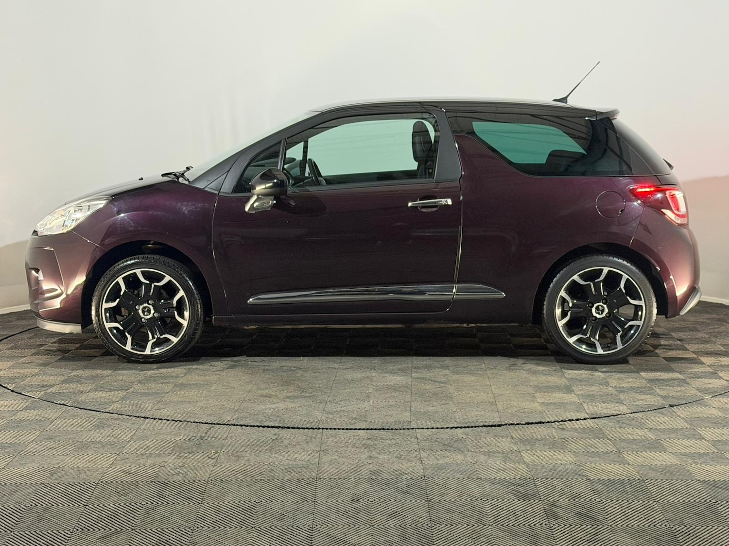 Used DS Automobiles DS 3 2015 for sale - 76494722: Photo 5