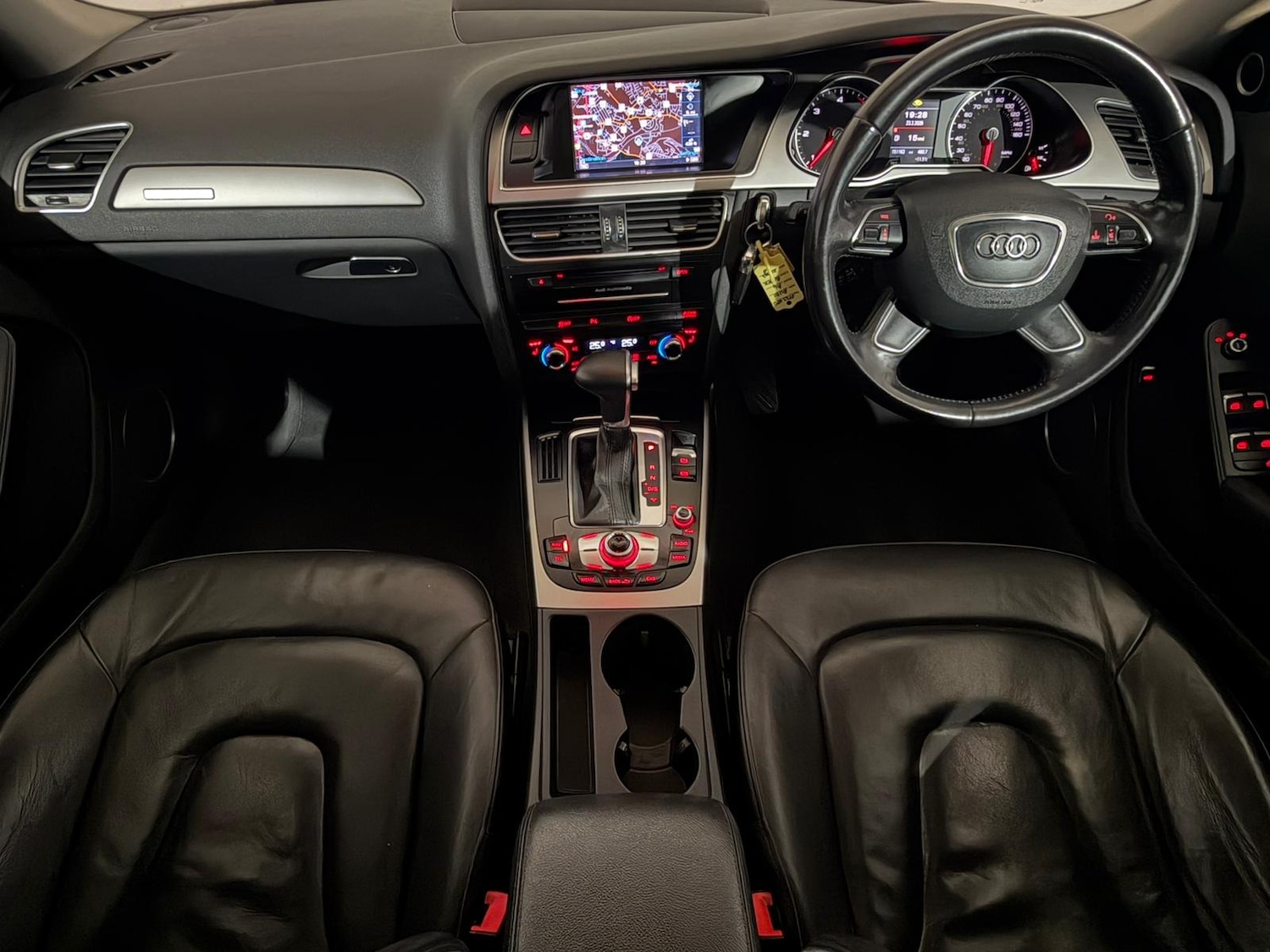 Used Audi A4 Allroad 2014 for sale - 77648238: Photo 11