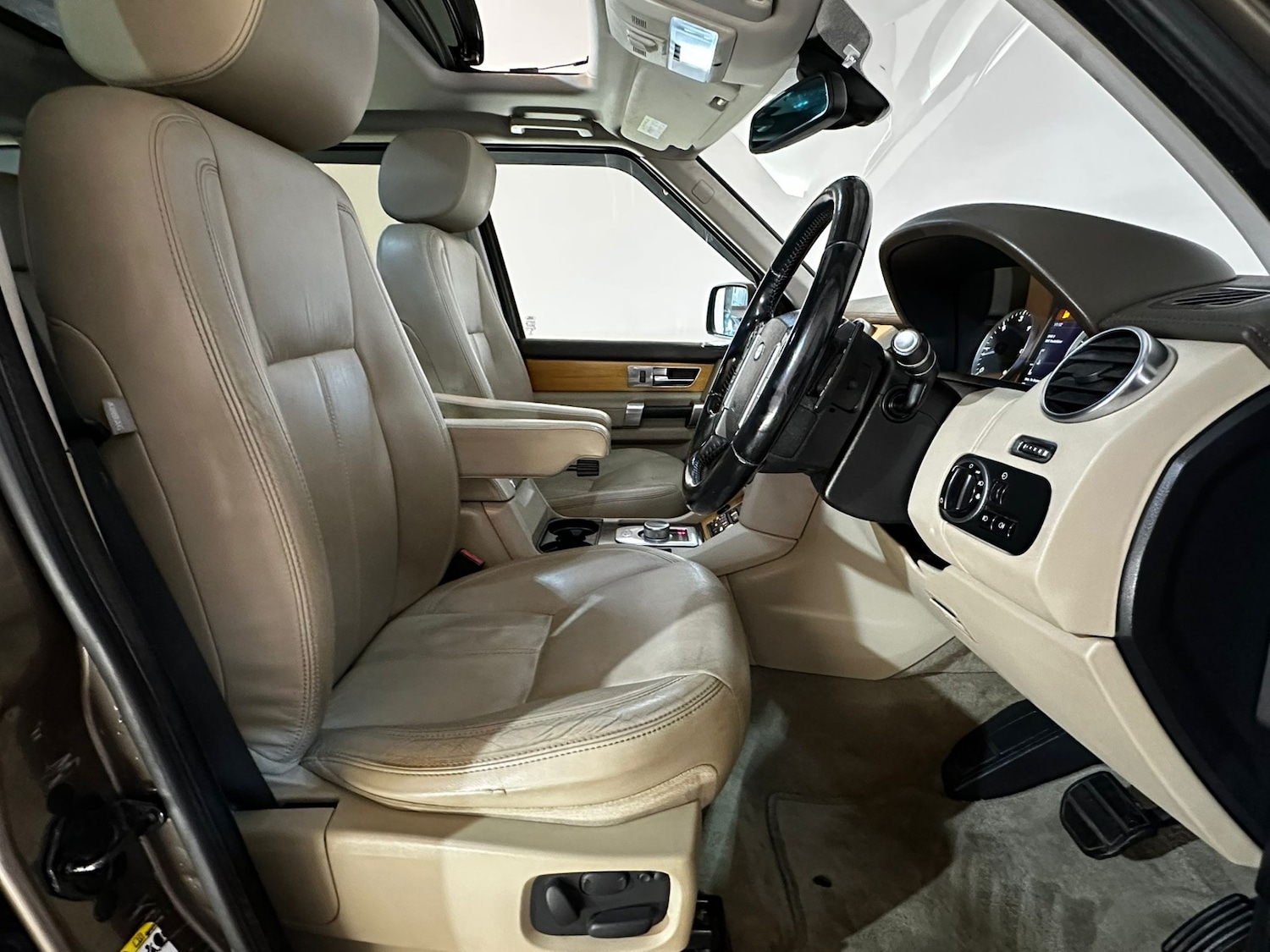 Used Land Rover Discovery 2013 for sale - 76046687: Photo 14