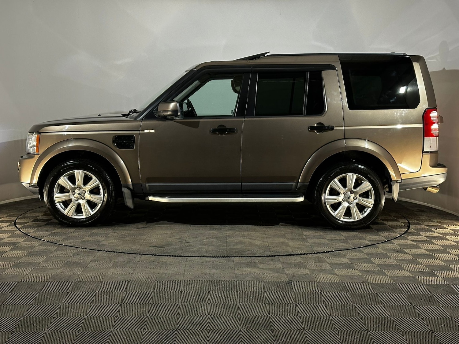 Used Land Rover Discovery 2013 for sale - 76046687: Photo 5