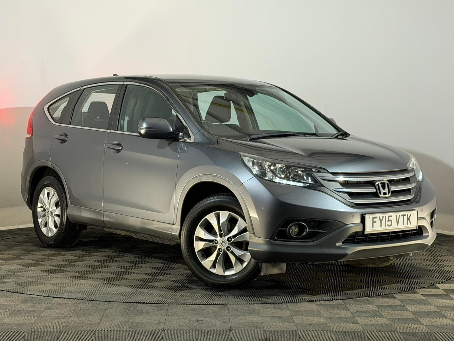 Used Honda CR-V 2015 for sale - 76128021: Photo 1