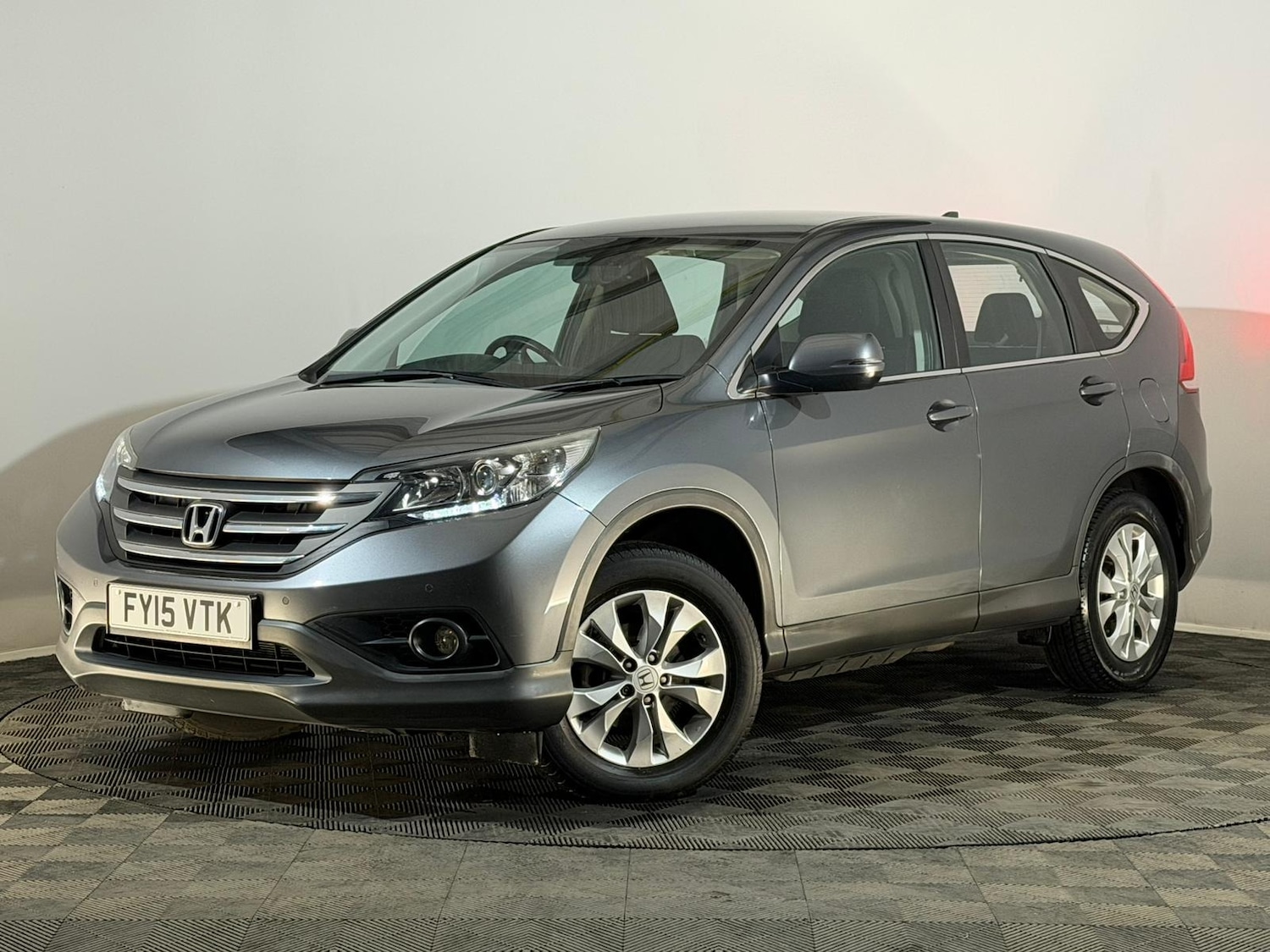 Used Honda CR-V 2015 for sale - 76128021: Photo 3