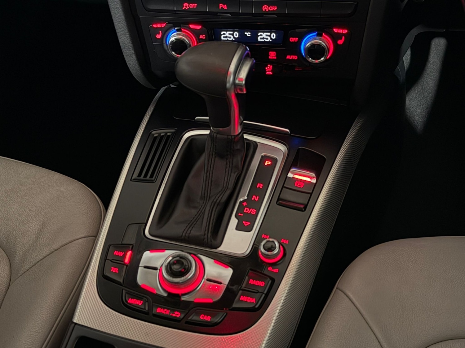 Used Audi A4 2013 for sale - 76298773: Photo 15