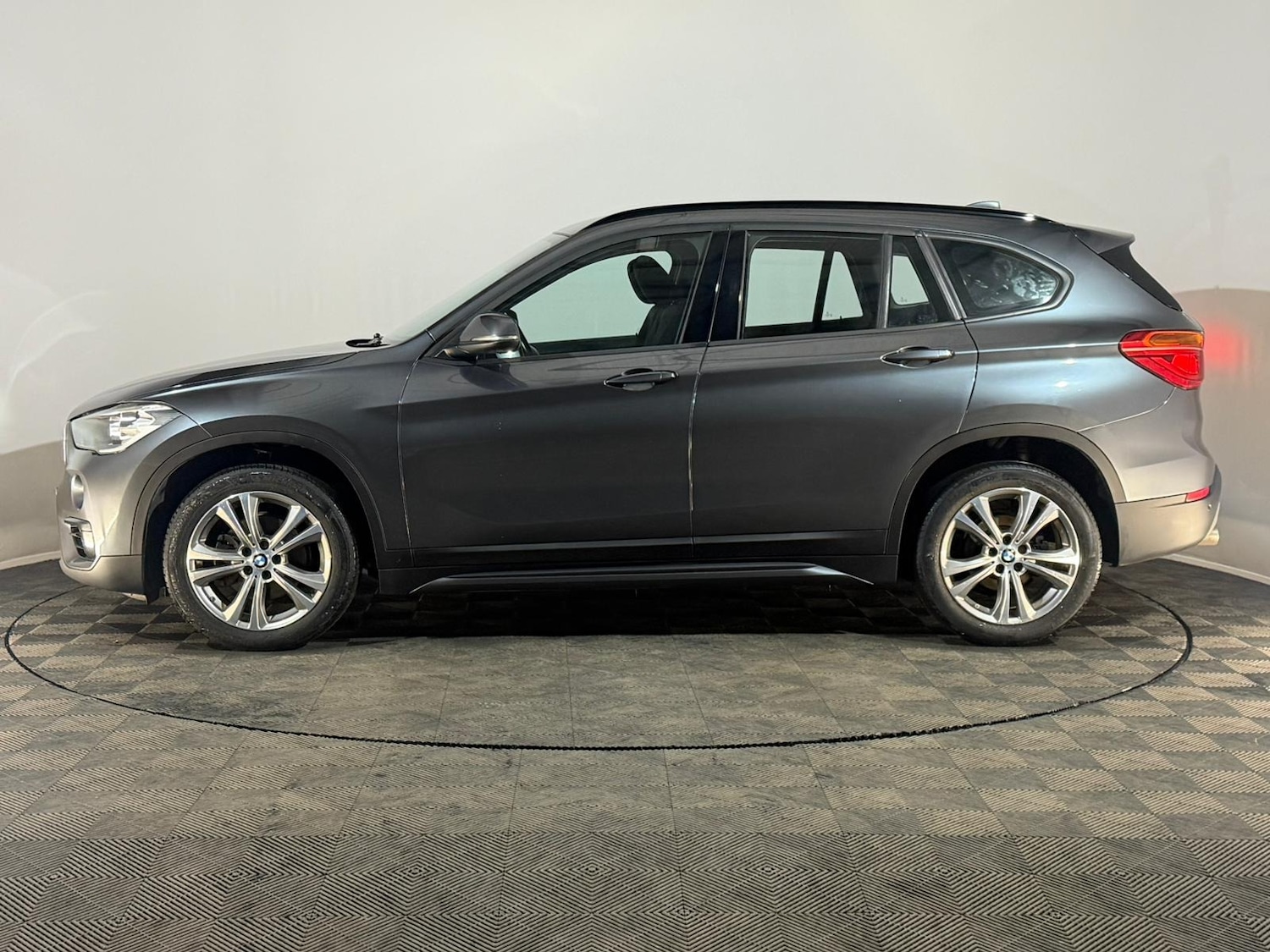 Used BMW X1 2018 for sale - 77371741: Photo 5