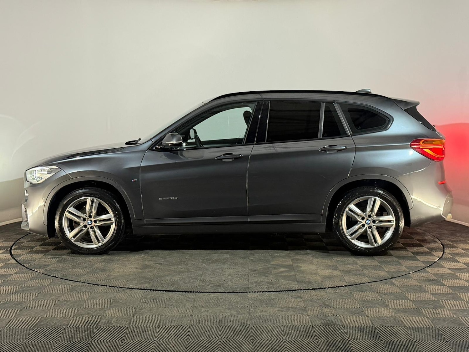 Used BMW X1 2017 for sale - 77340268: Photo 5