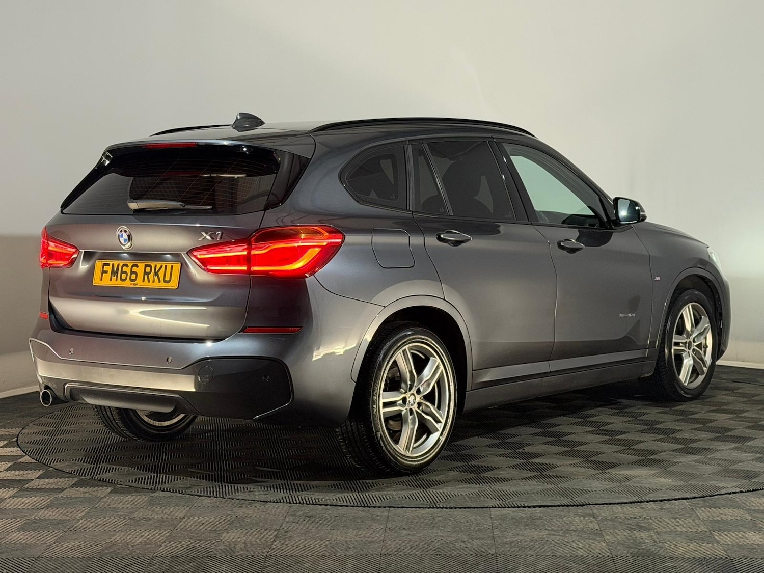 Used BMW X1 2017 for sale - 77340268: Photo 6