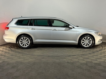 Used Volkswagen Passat 2017 for sale - 78476082: Photo