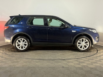 Used Land Rover Discovery Sport 2015 for sale - 78537053: Photo