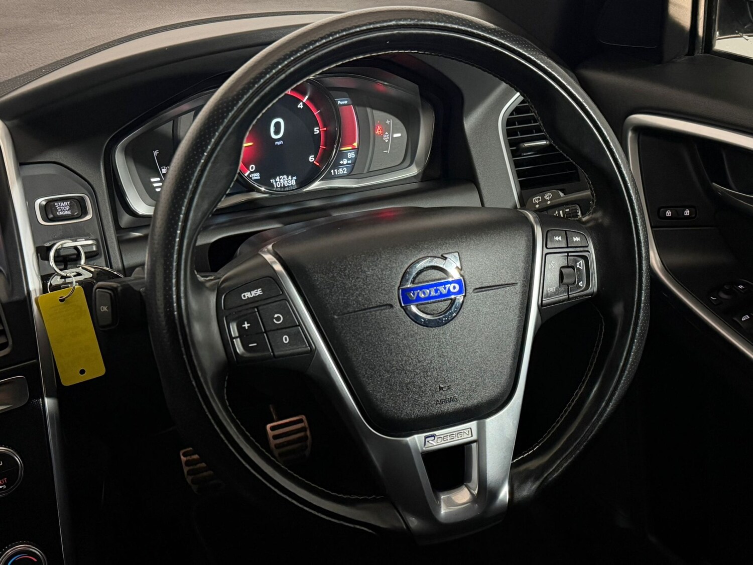 Used Volvo XC60 2014 for sale - 77420298: Photo 13