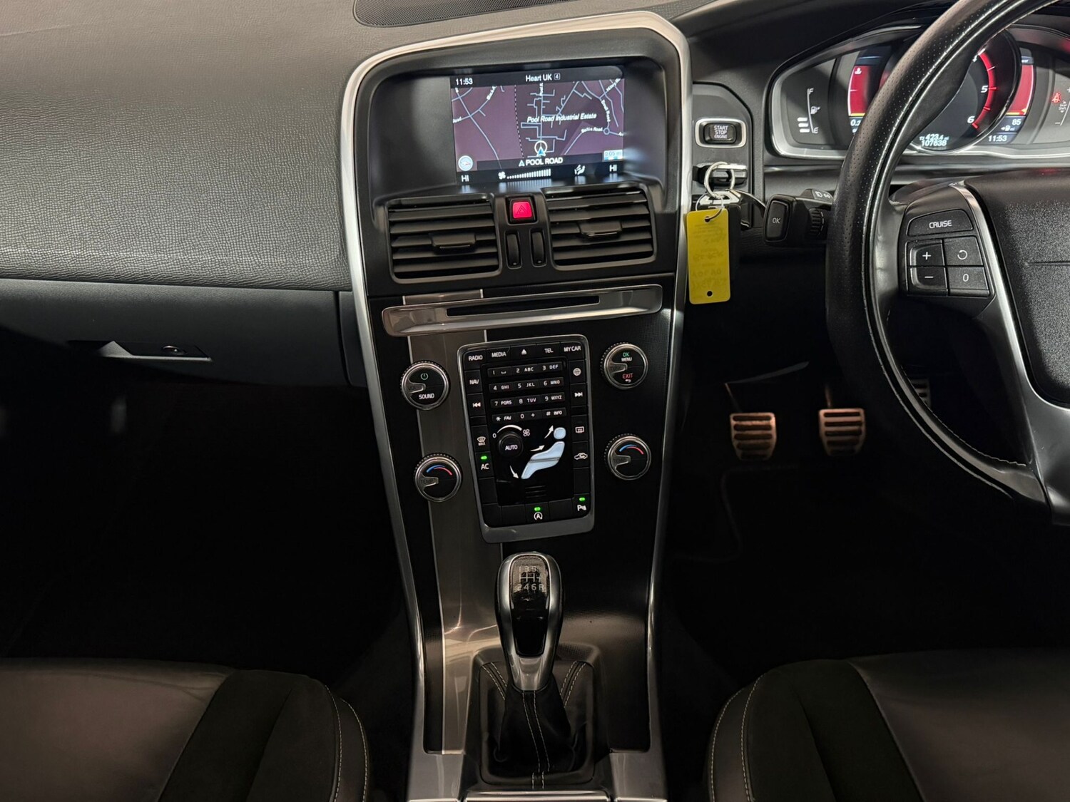 Used Volvo XC60 2014 for sale - 77420298: Photo 14