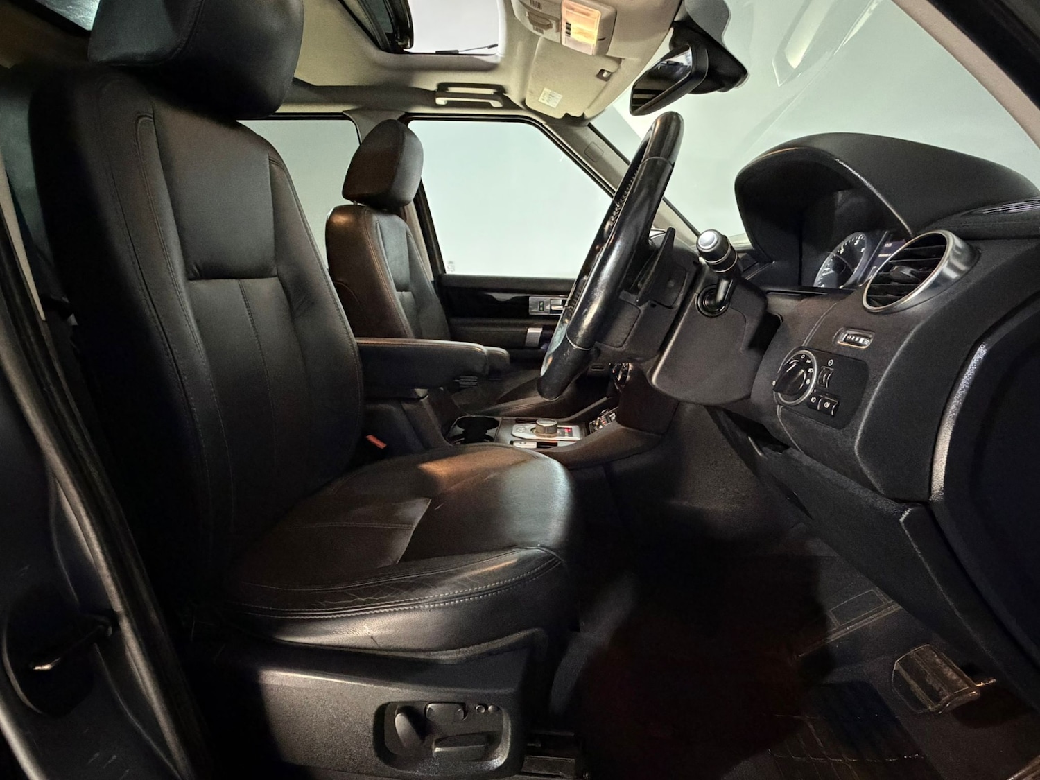 Used Land Rover Discovery 2012 for sale - 76344645: Photo 17