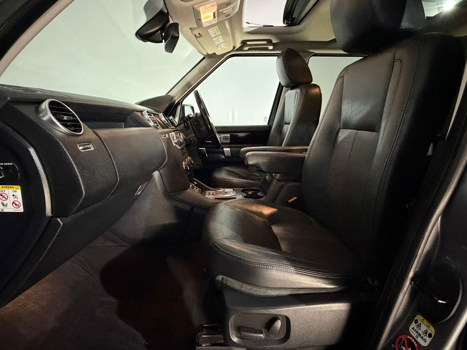 Used Land Rover Discovery 2012 for sale - 76344645: Photo 18