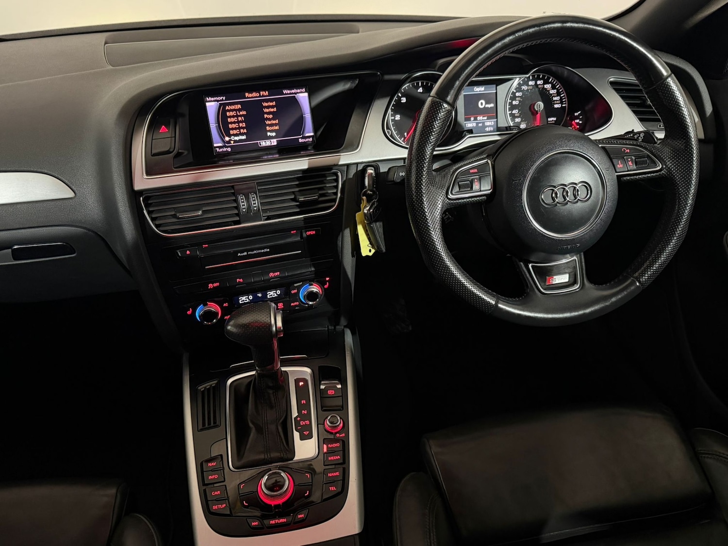 Used Audi A4 2012 for sale - 77706830: Photo 12