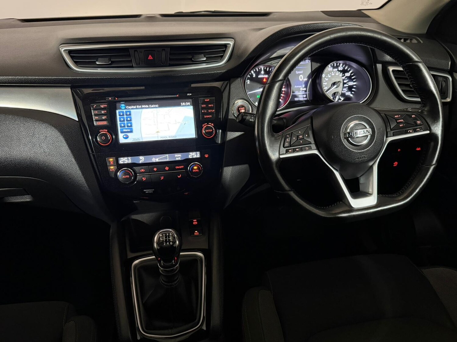 Used Nissan Qashqai 2018 for sale - 77673947: Photo 11