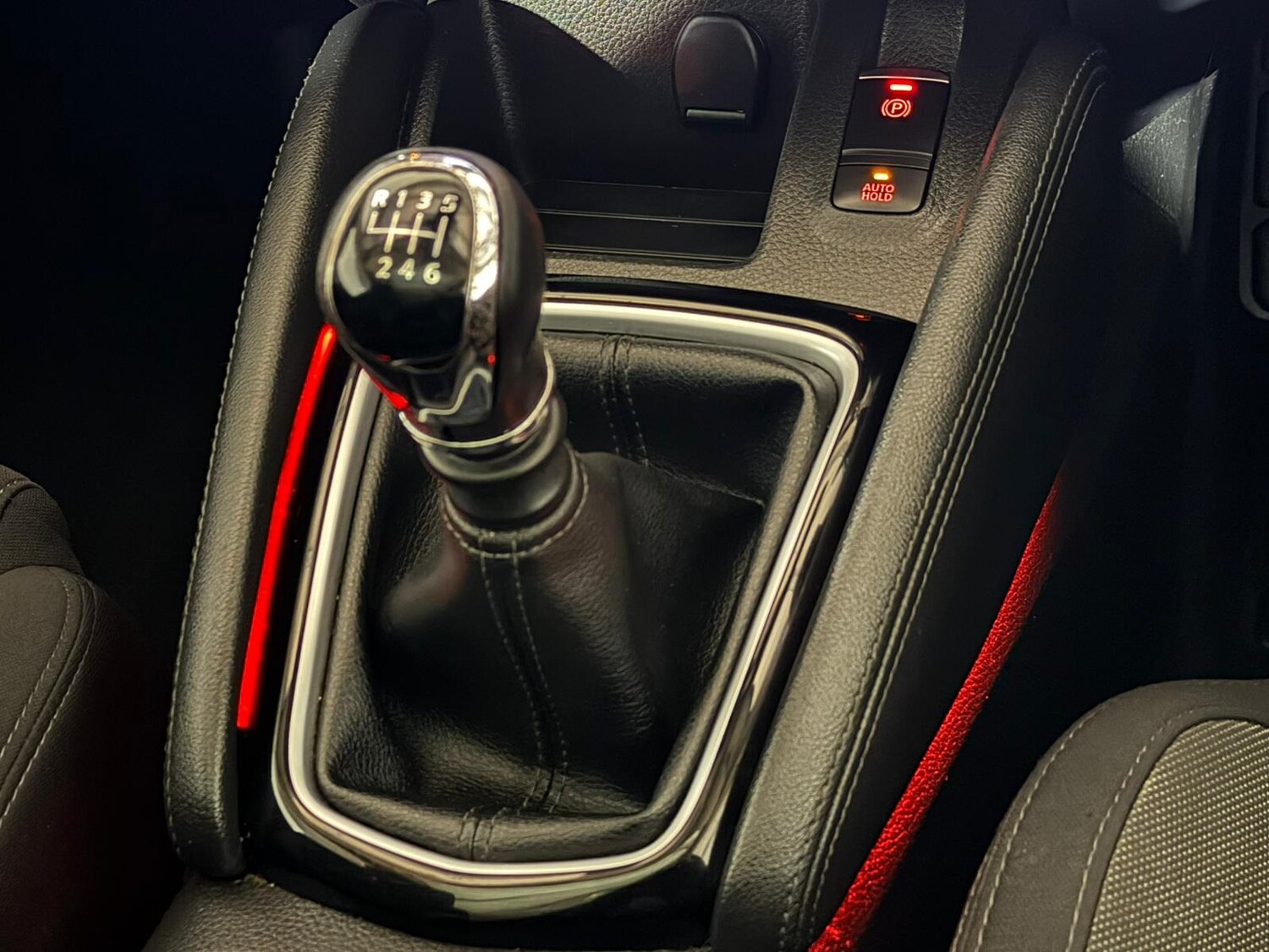 Used Nissan Qashqai 2018 for sale - 77673947: Photo 14