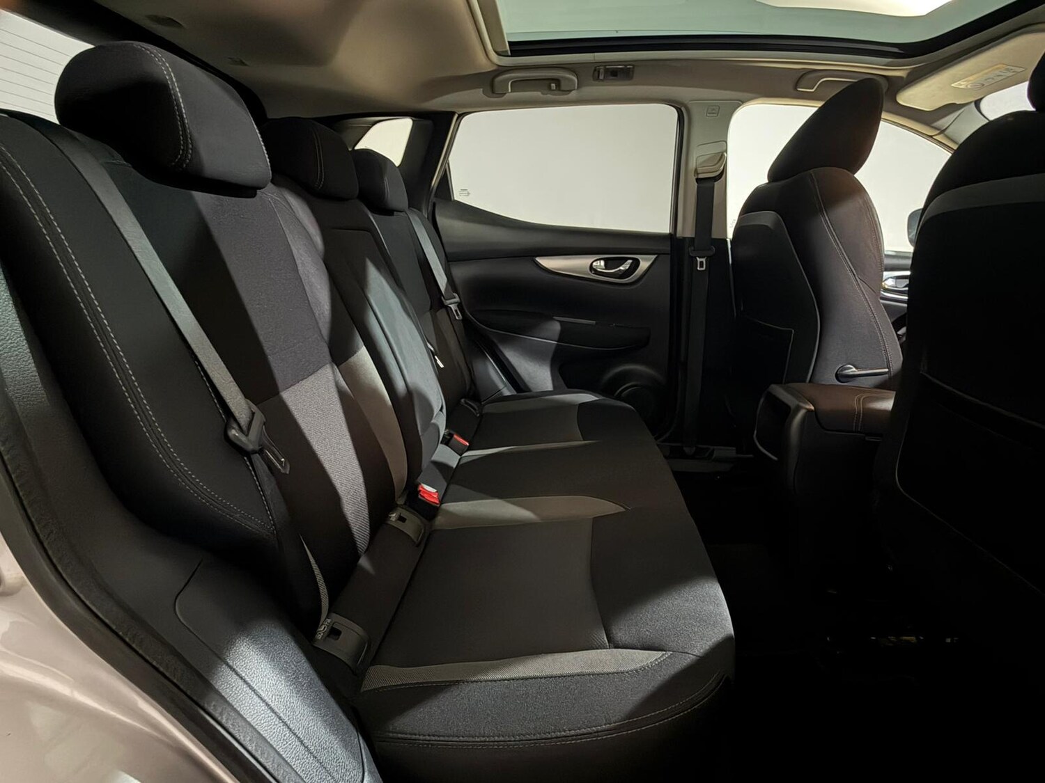 Used Nissan Qashqai 2018 for sale - 77673947: Photo 17