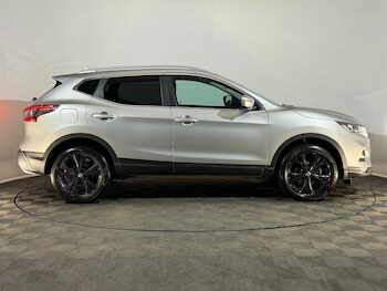Used Nissan Qashqai 2018 for sale - 77673947: Photo