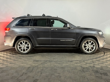 Used Jeep Grand Cherokee 2016 for sale - 77617384: Photo