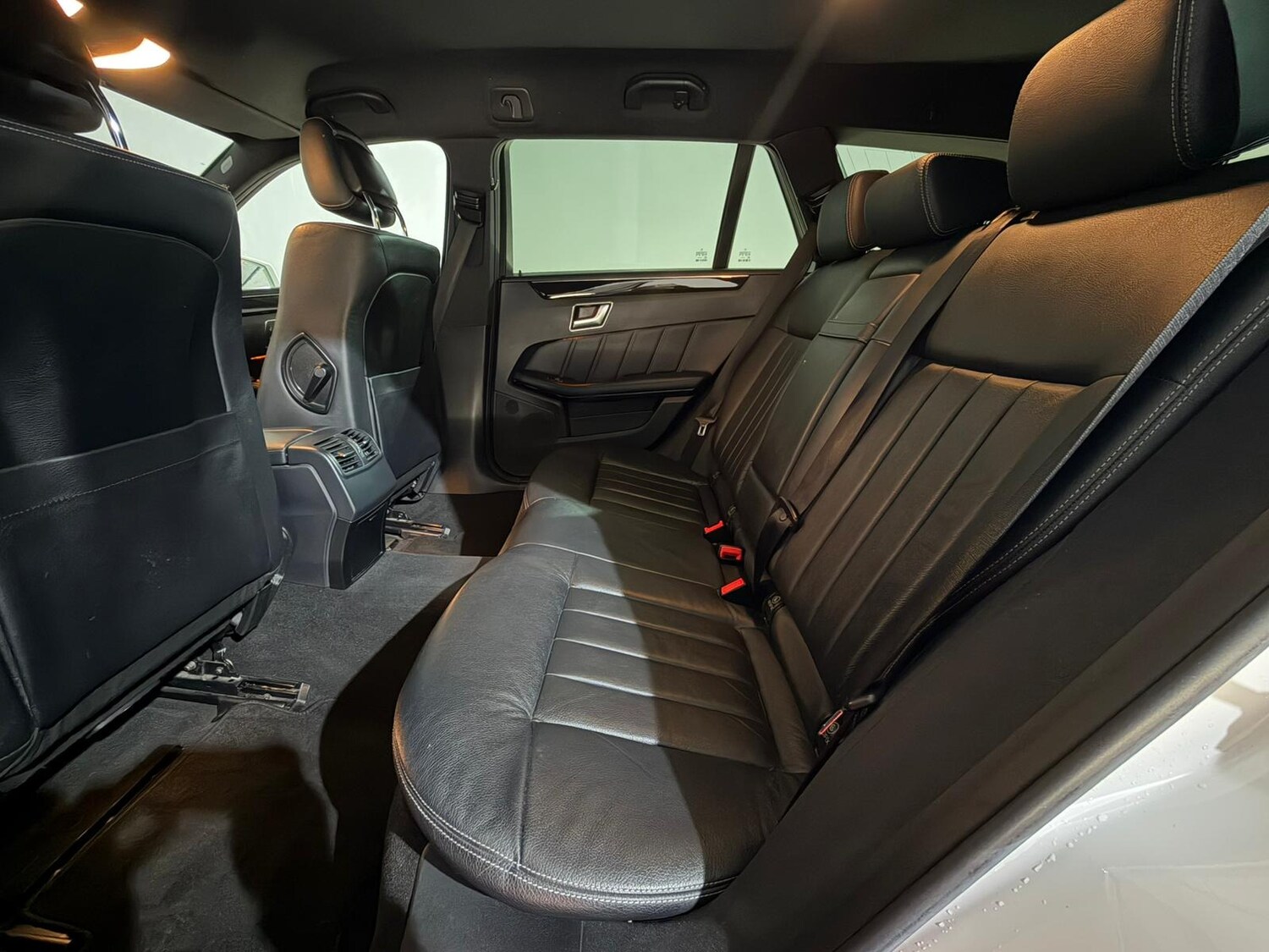 Used Mercedes-Benz E Class 2013 for sale - 77551882: Photo 19