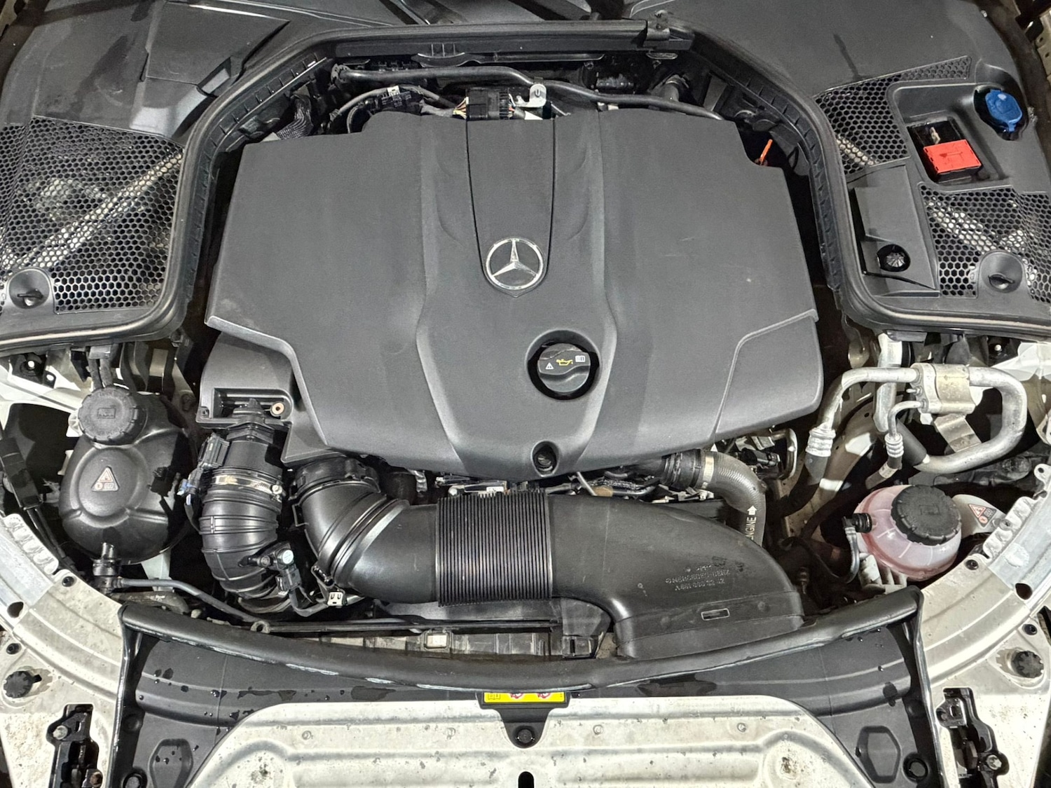 Used Mercedes-Benz C Class 2017 for sale - 76545497: Photo 10