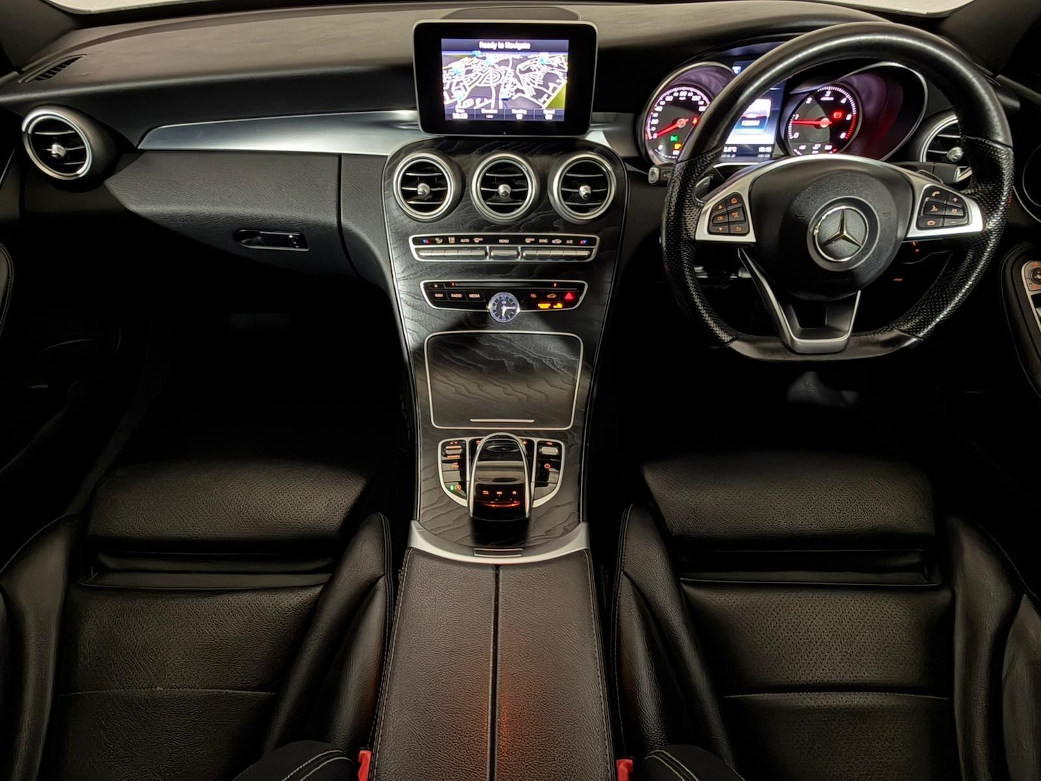 Used Mercedes-Benz C Class 2017 for sale - 76545497: Photo 11