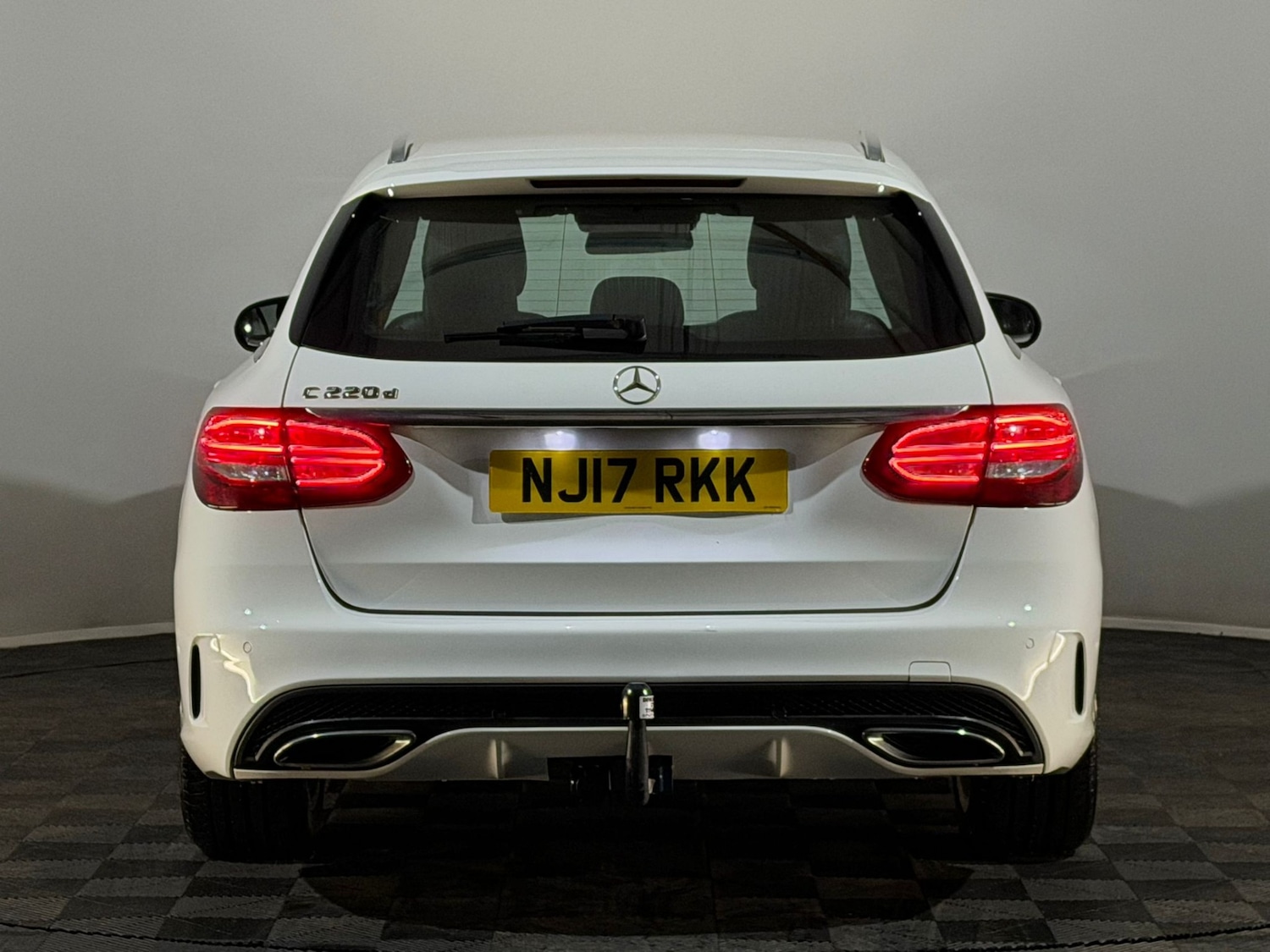 Used Mercedes-Benz C Class 2017 for sale - 76545497: Photo 7