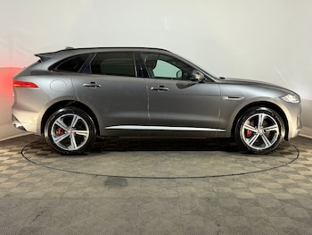 Used Jaguar F-Pace 2017 for sale - 78246276: Photo