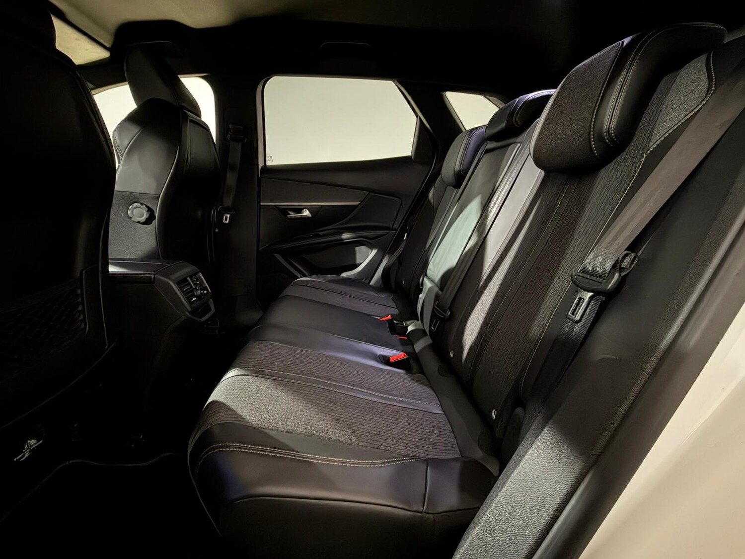 Used Peugeot 3008 2017 for sale - 77725913: Photo 19