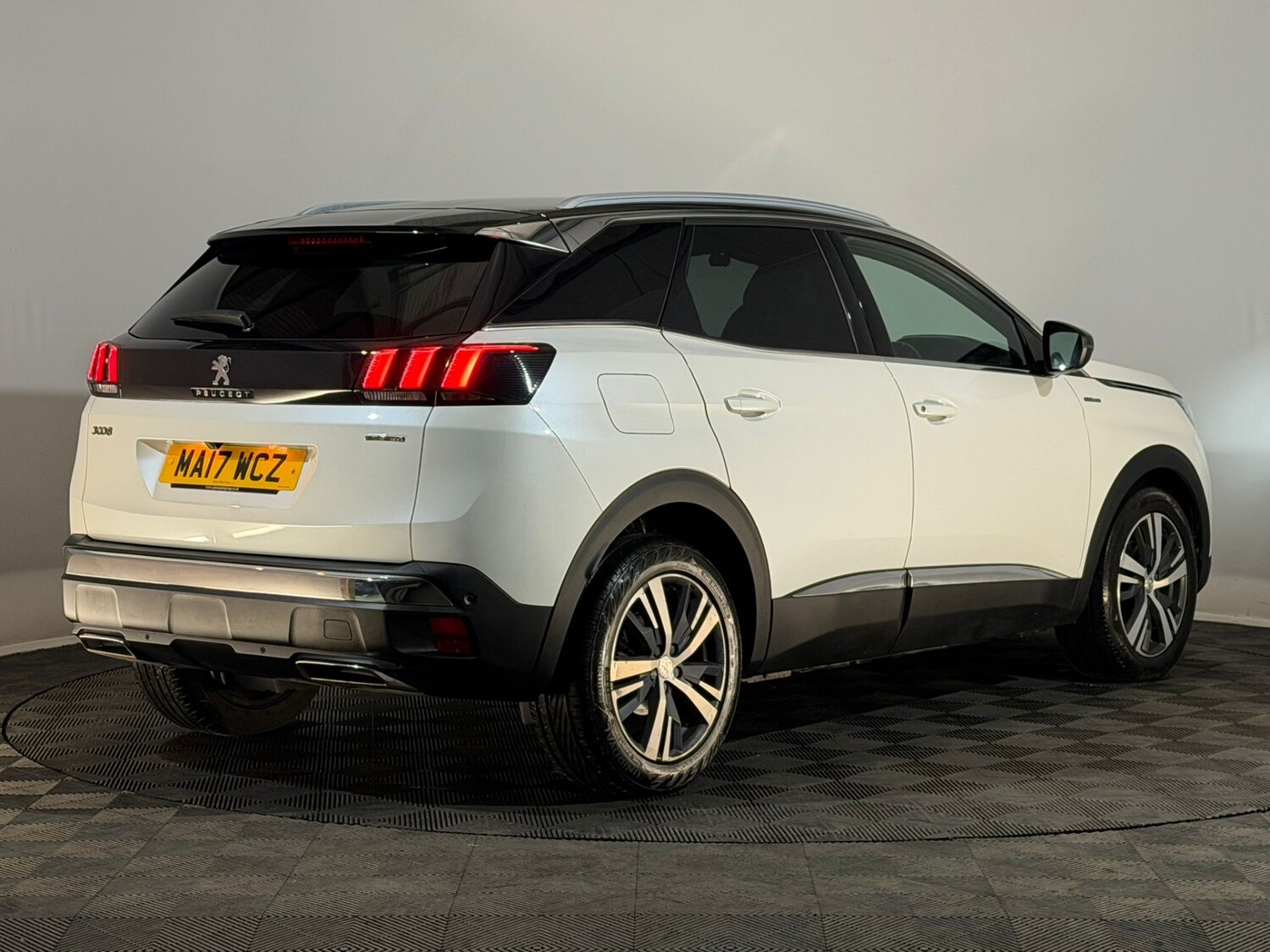 Used Peugeot 3008 2017 for sale - 77725913: Photo 6