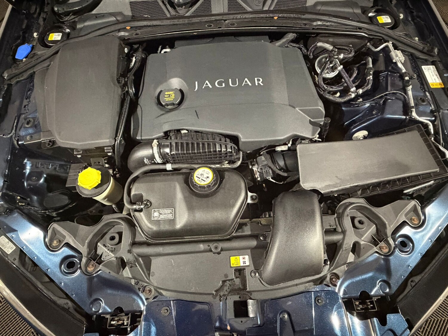 Used Jaguar XF 2013 for sale - 78158542: Photo 10