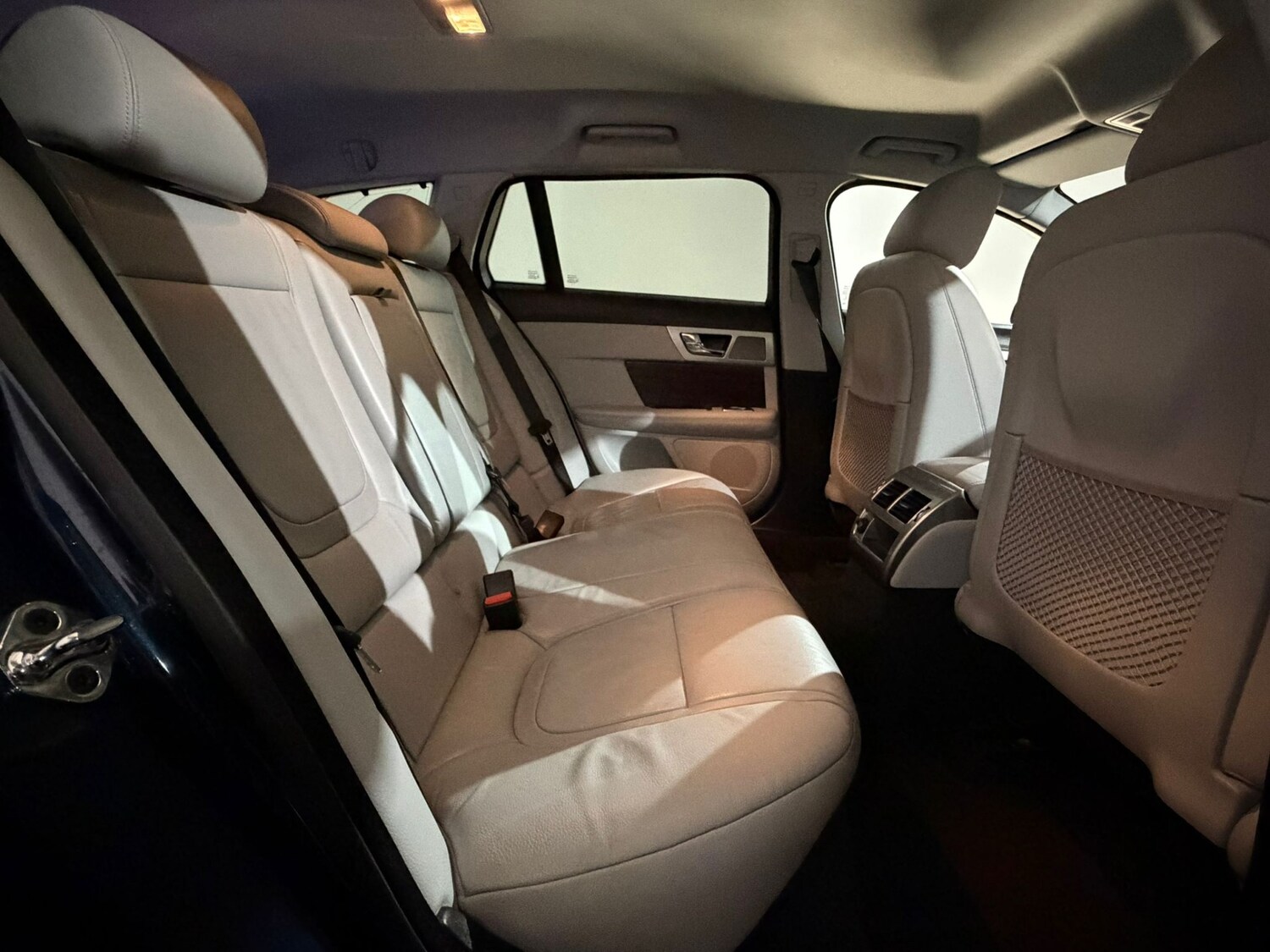 Used Jaguar XF 2013 for sale - 78158542: Photo 18