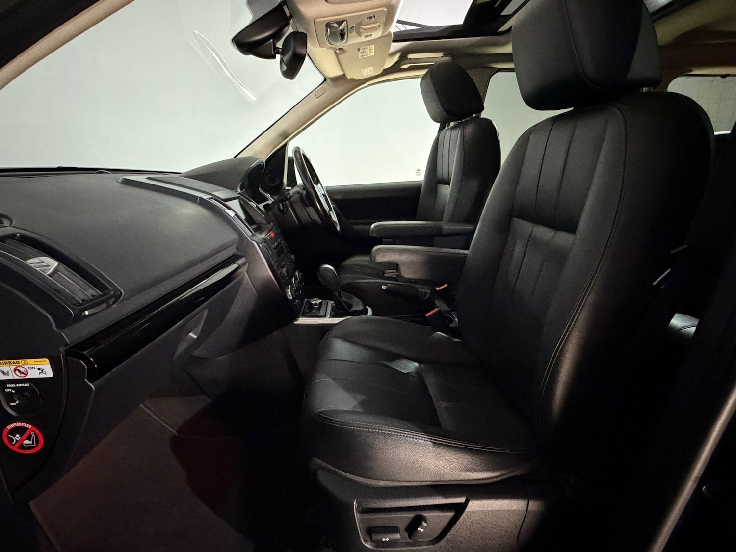 Used Land Rover Freelander 2012 for sale - 78136979: Photo 17