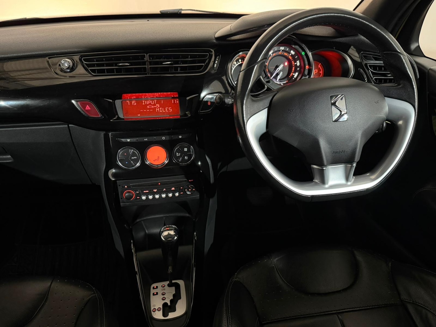 Used Citroen DS3 2018 for sale - 78136977: Photo 11