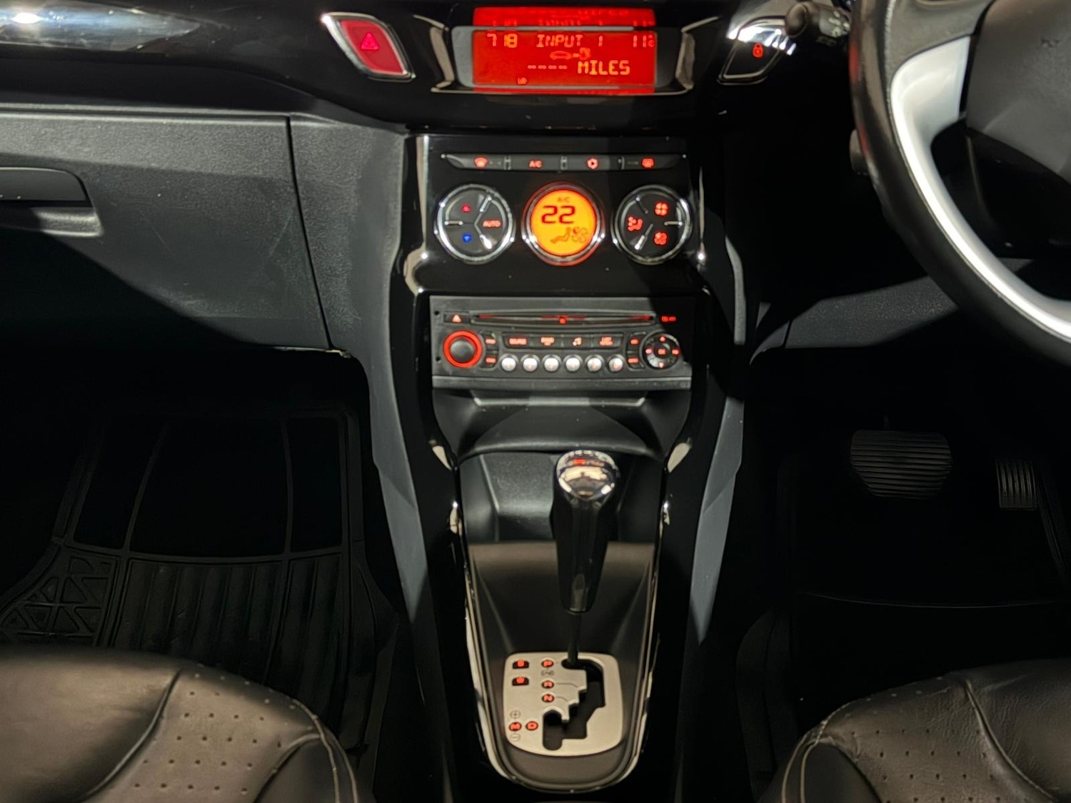 Used Citroen DS3 2018 for sale - 78136977: Photo 13