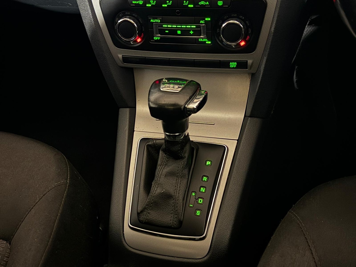 Used Skoda Octavia 2012 for sale - 76803213: Photo 15