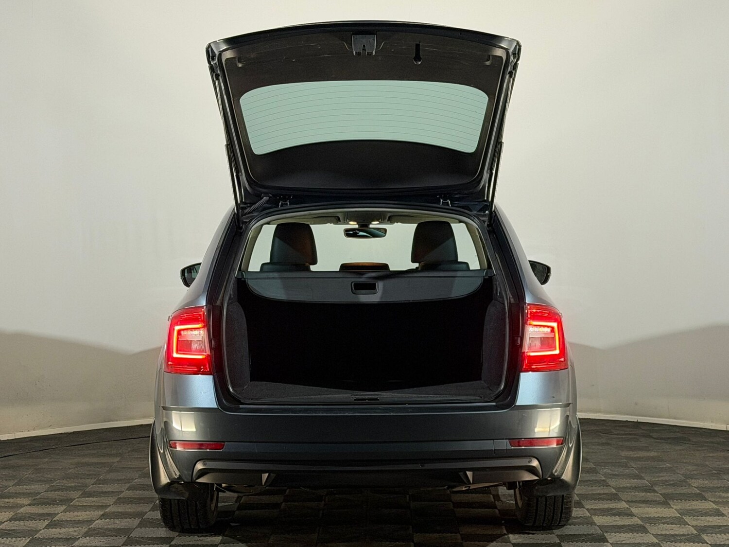 Used Skoda Octavia 2018 for sale - 77398264: Photo 6