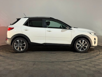 Used Kia Stonic 2018 for sale - 79326859: Photo