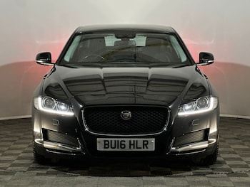 Used Jaguar XF 2016 for sale - 75894687: Photo